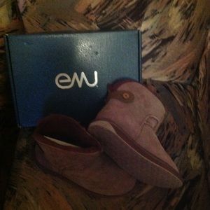 Emu Boots